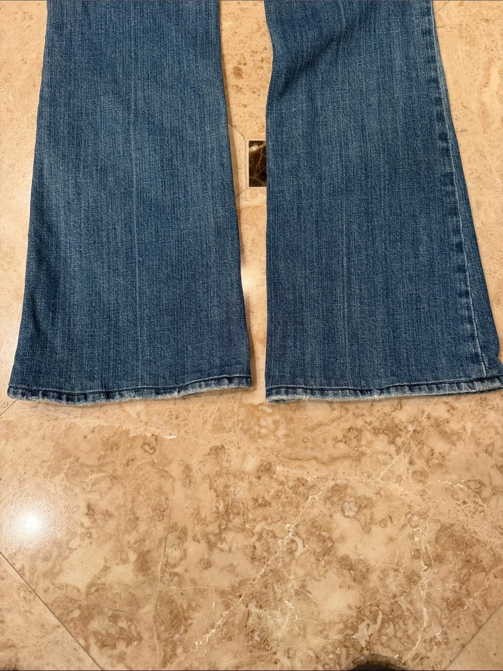 7 For All Mankind Women's Medium Blue Flare Jeans - Picture 7 of 9